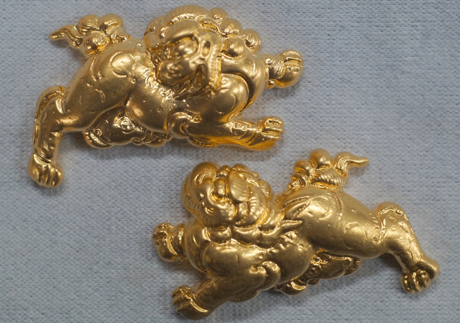 画像1: 銀製目貫　獅子 (1)